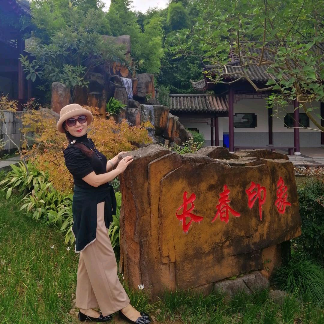 ~简*爱~（勿连赞🙏）