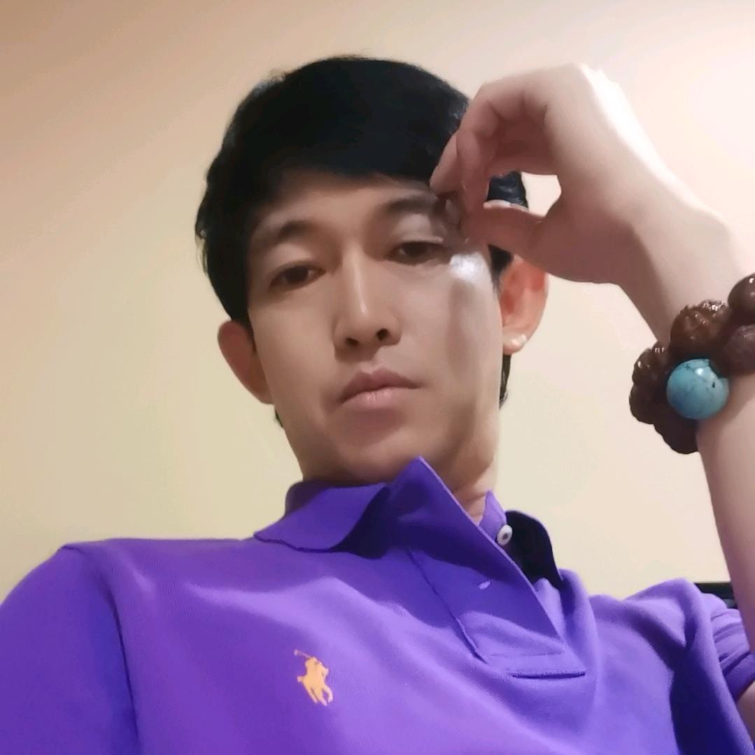 坚持梦想19832353333