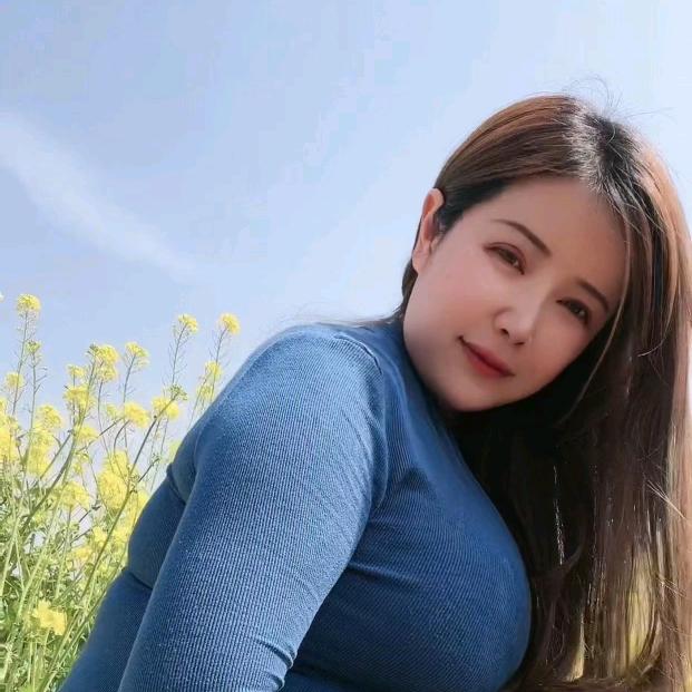 酒窝妹子