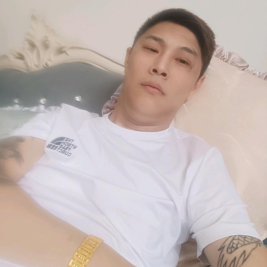 人不帅霸气在