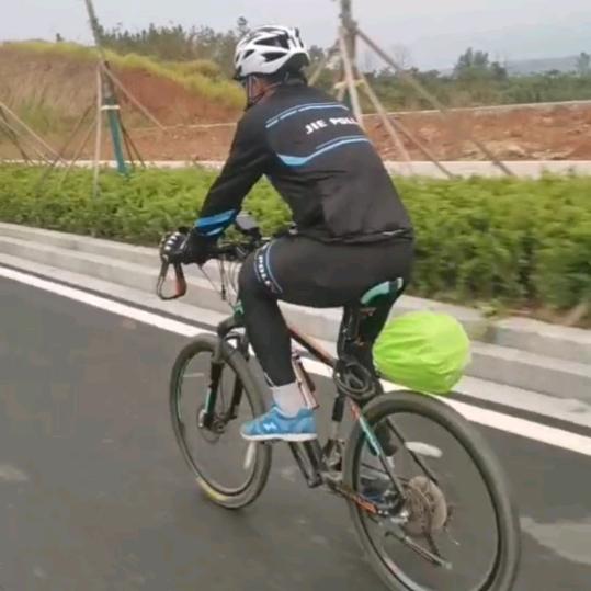 热爱运动