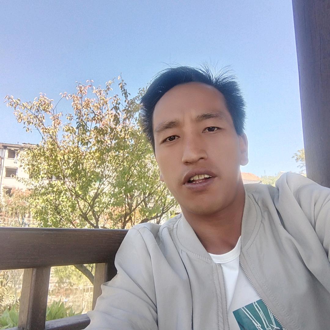 工地钢筋工，，名字叫小田，