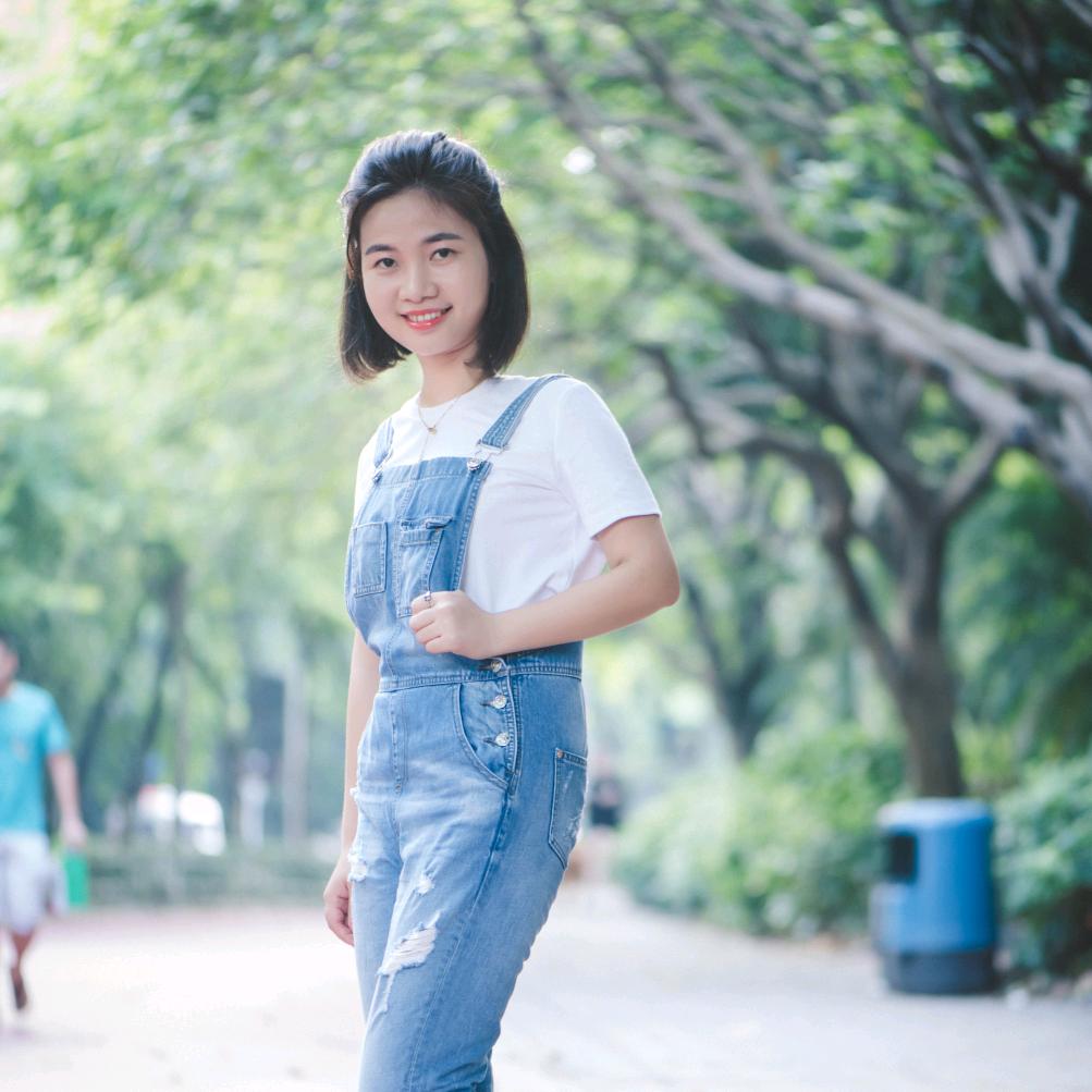 张家界英语导游Alina