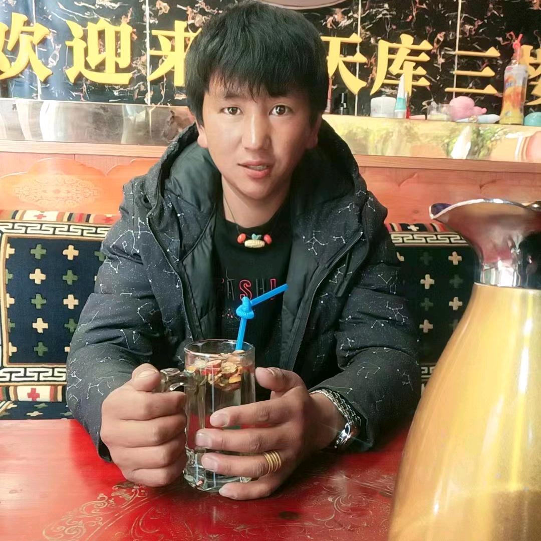 谢雄男孩