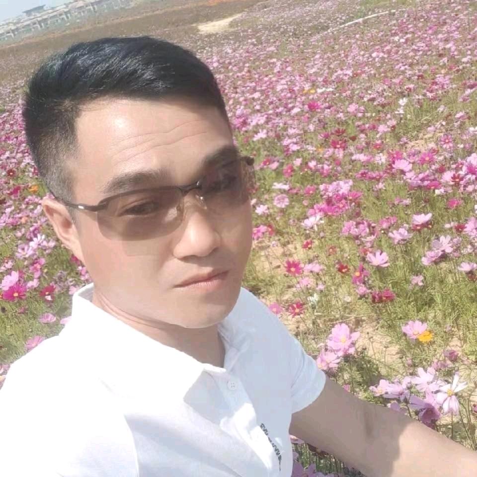 贵E小胡