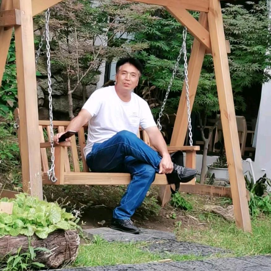 、