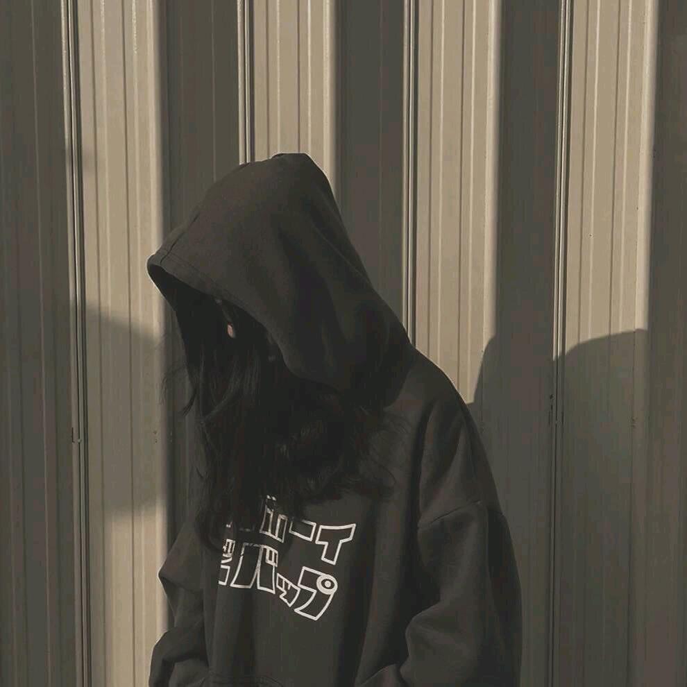 情宝很困@