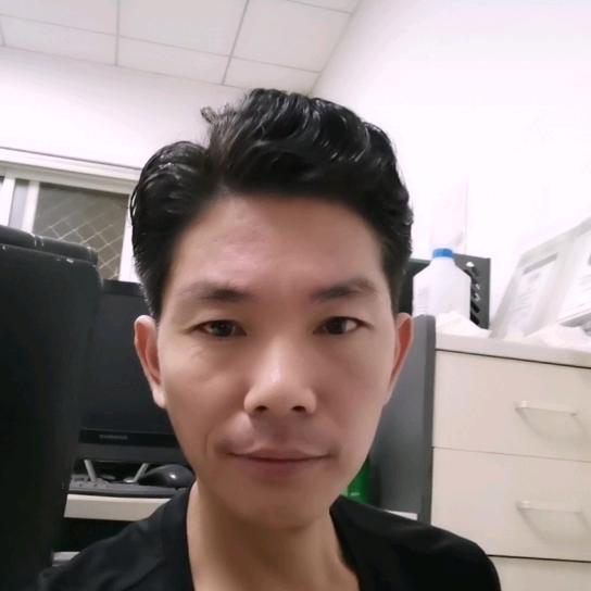 木林帅哥