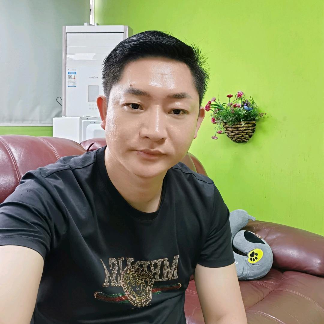 @搞笑哥（勿秒赞勿连赞）
