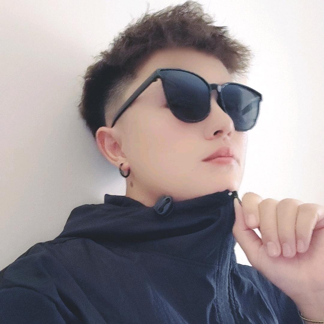 莎士比亚他四舅