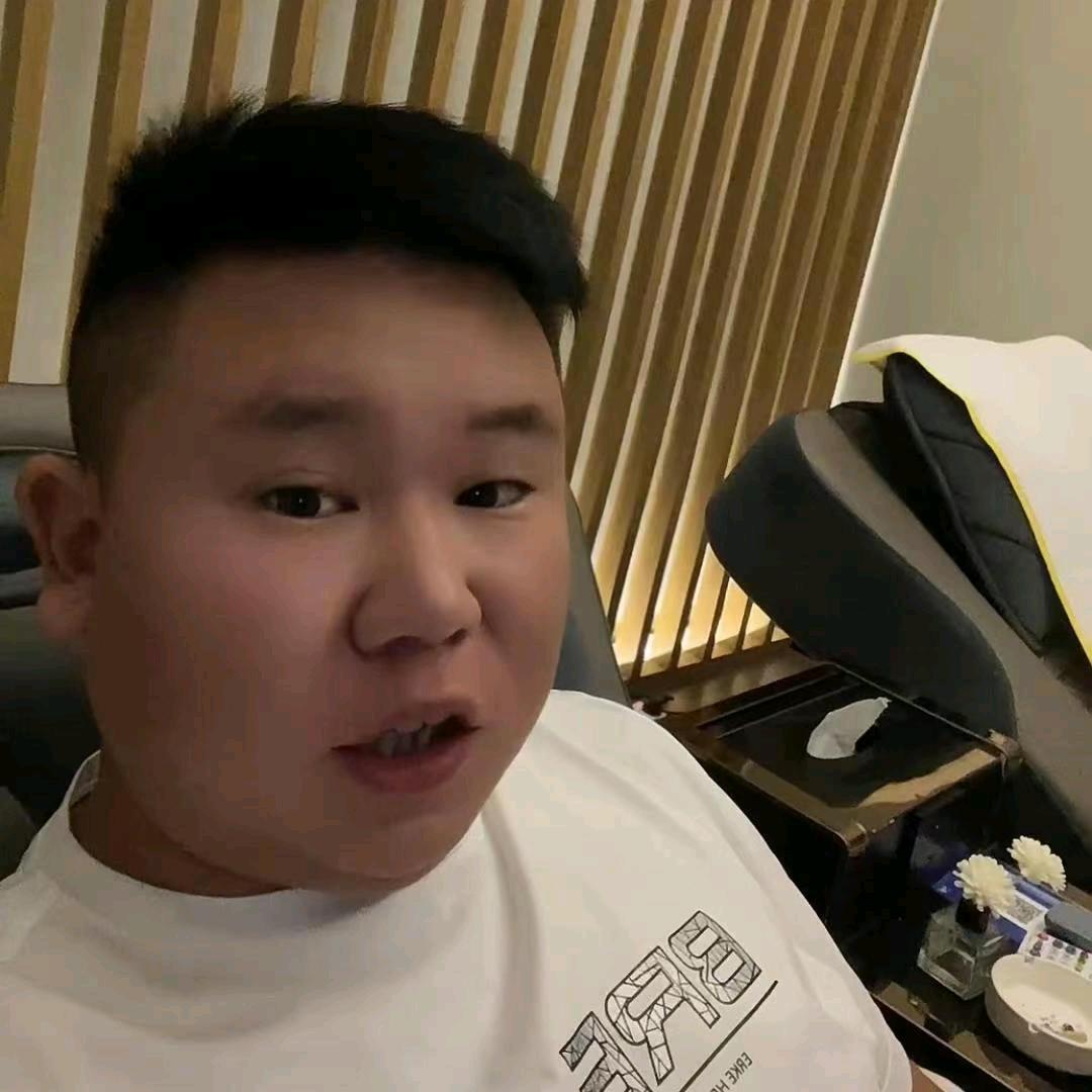 土家小李哥