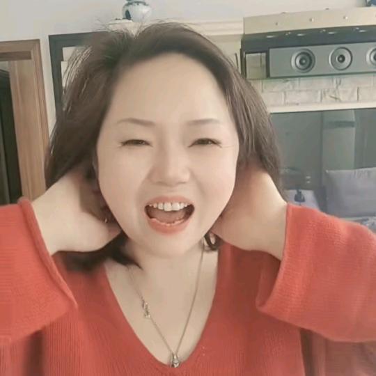 明月亲