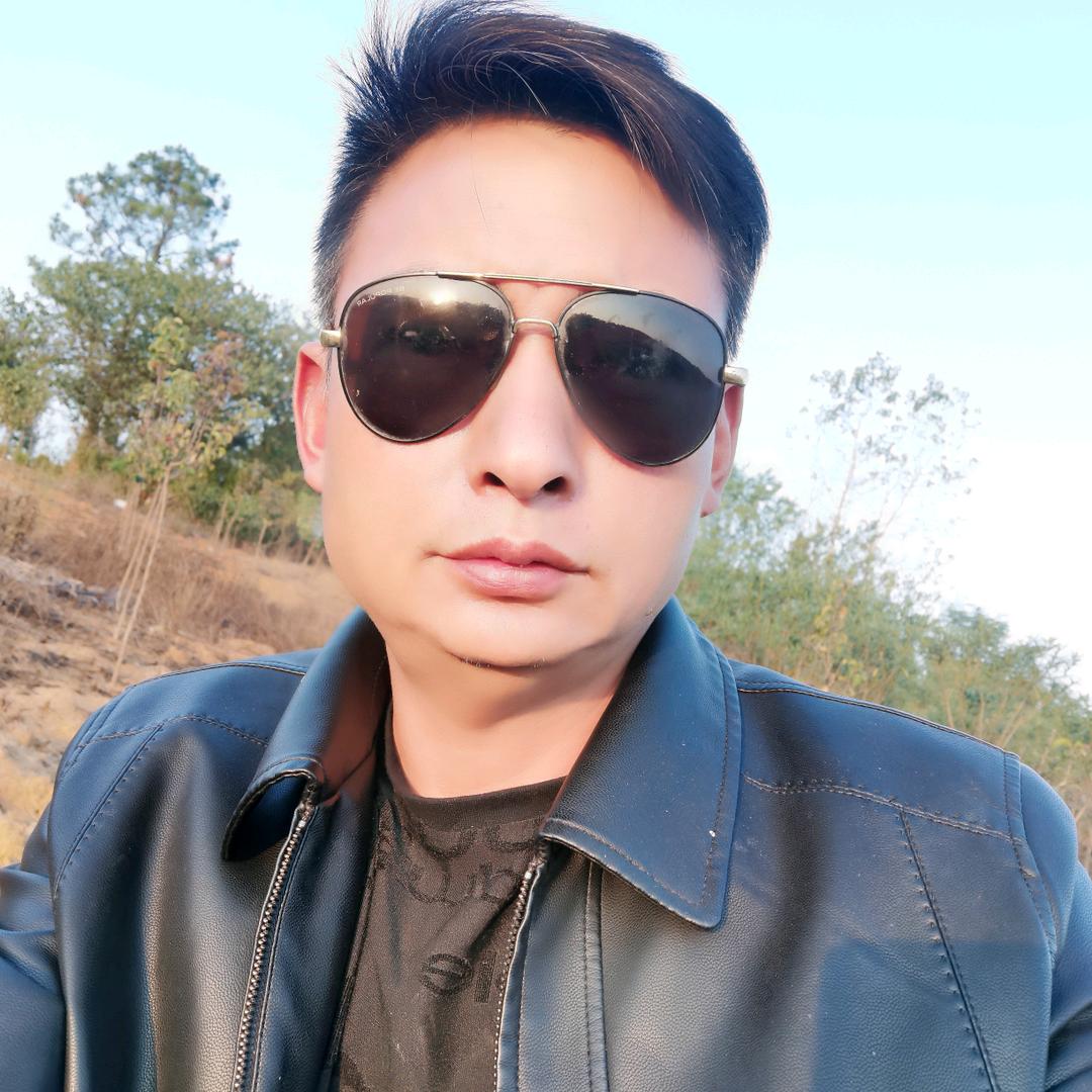 @明哥