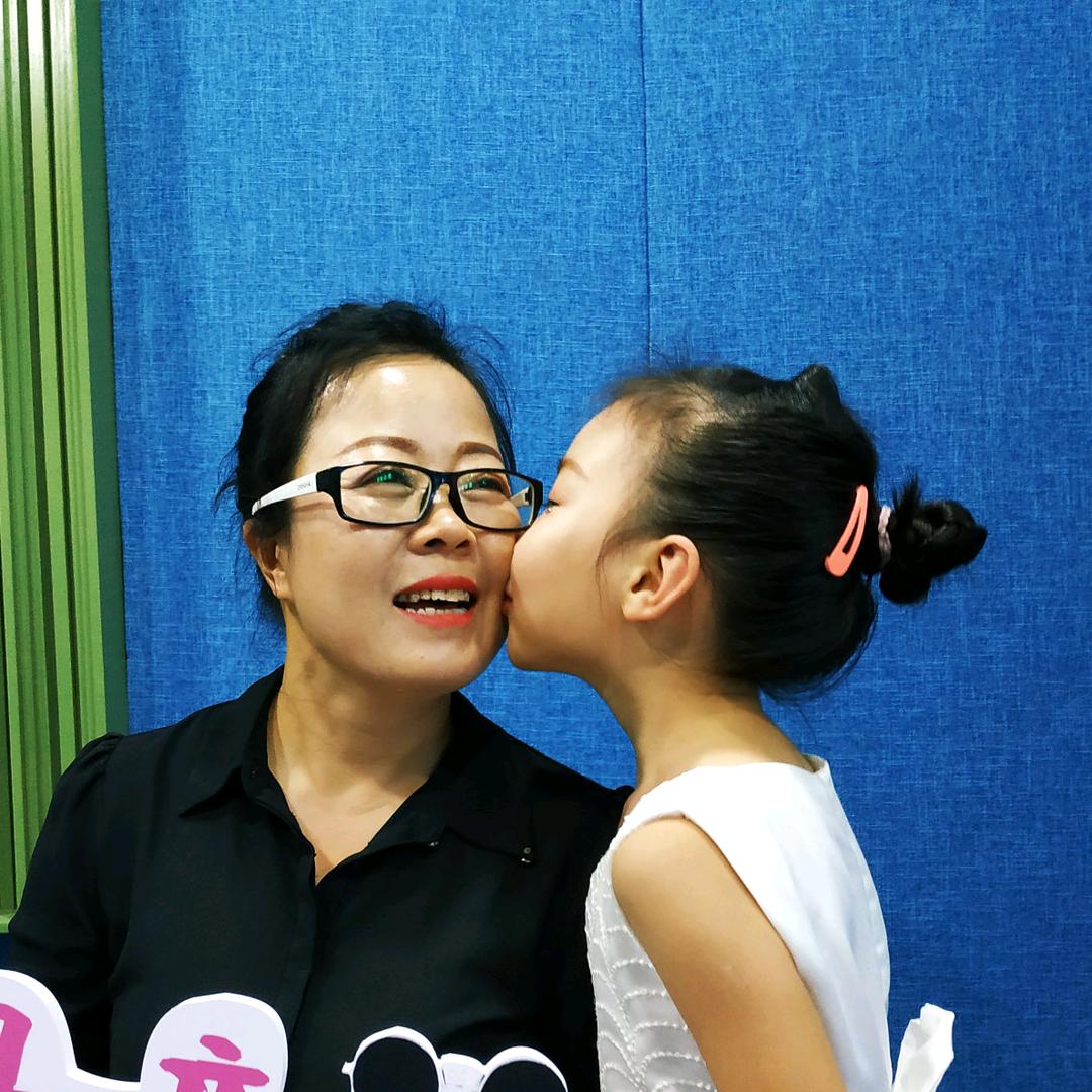 李子婆姨卖辣椒