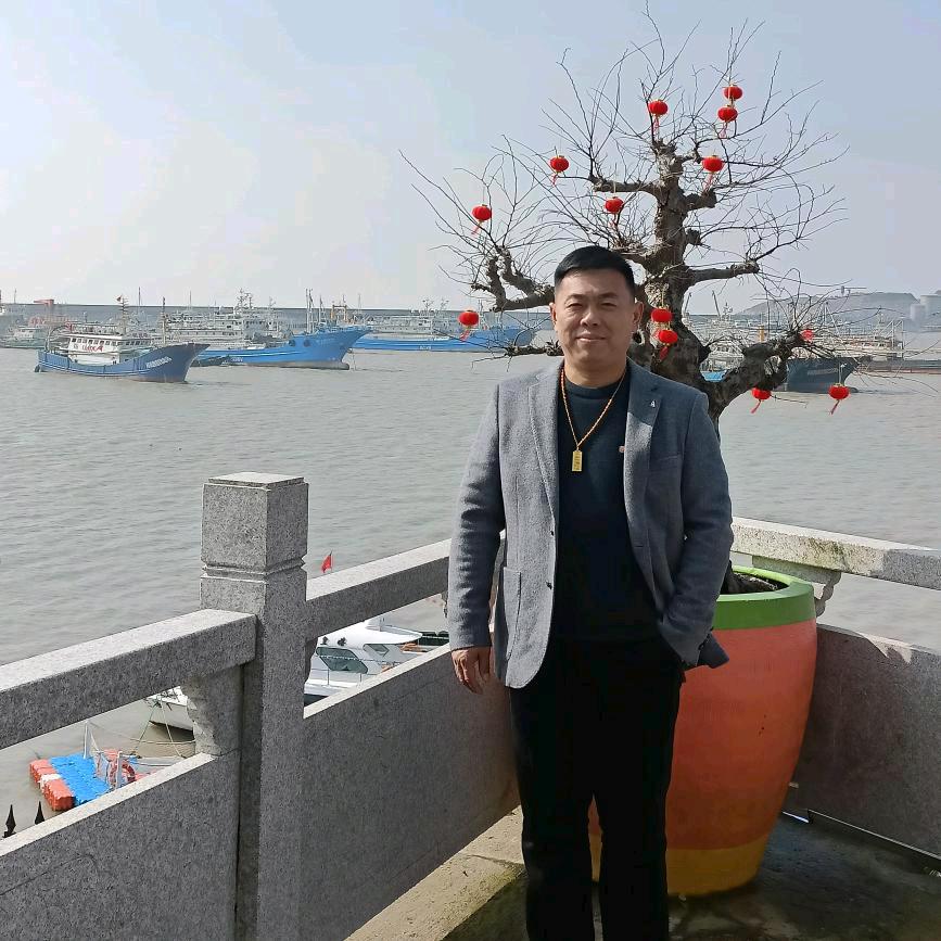 周哥