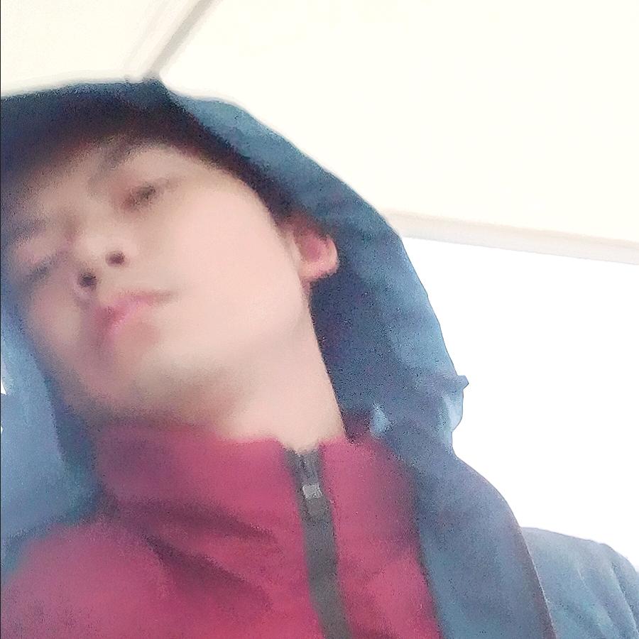 摸摸哒