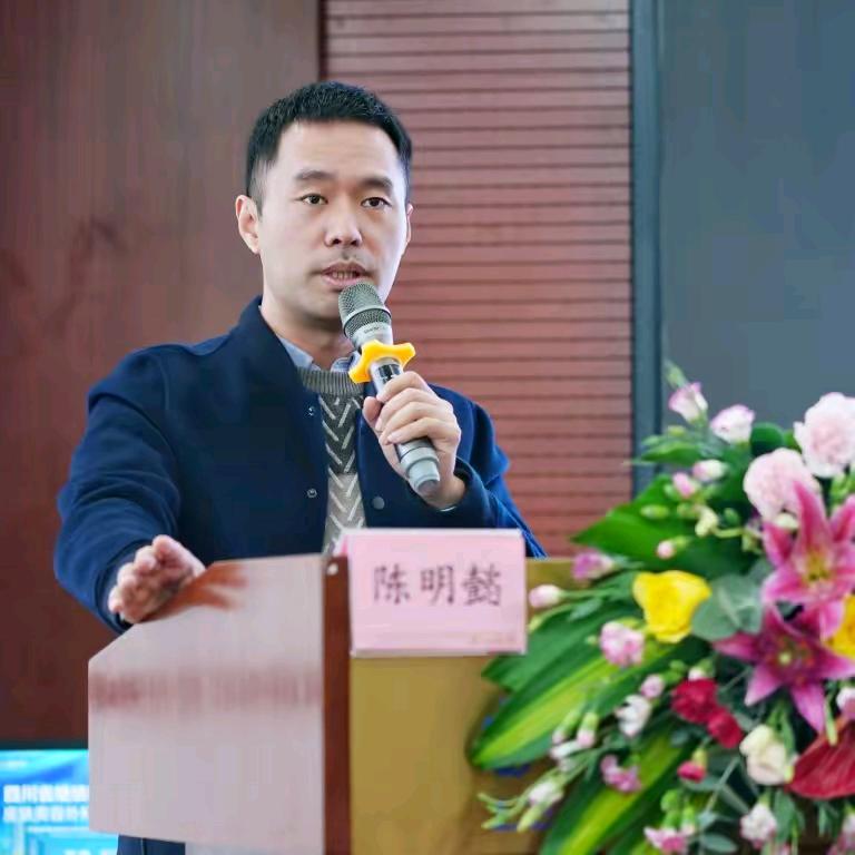 省医院皮肤科陈明懿