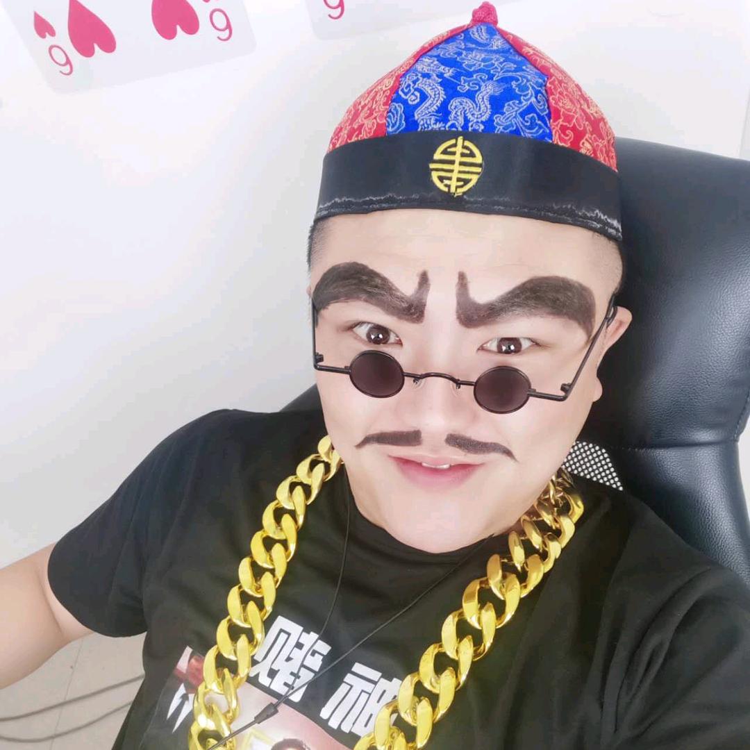 微乐小男孩