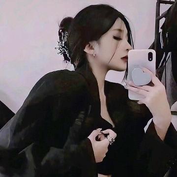 小柒柒