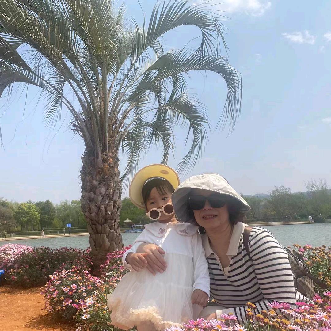 小芳