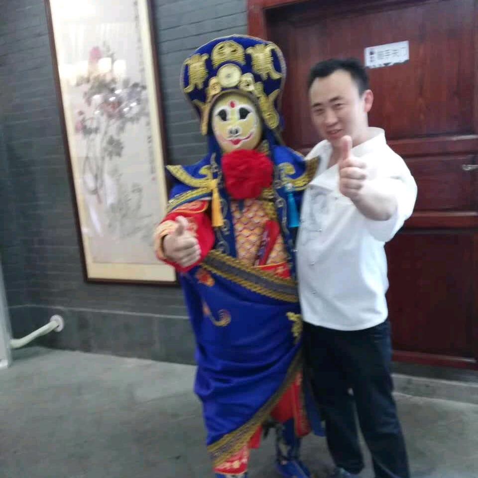 渝陈记重庆老火锅(科右中旗桥南店)官方号