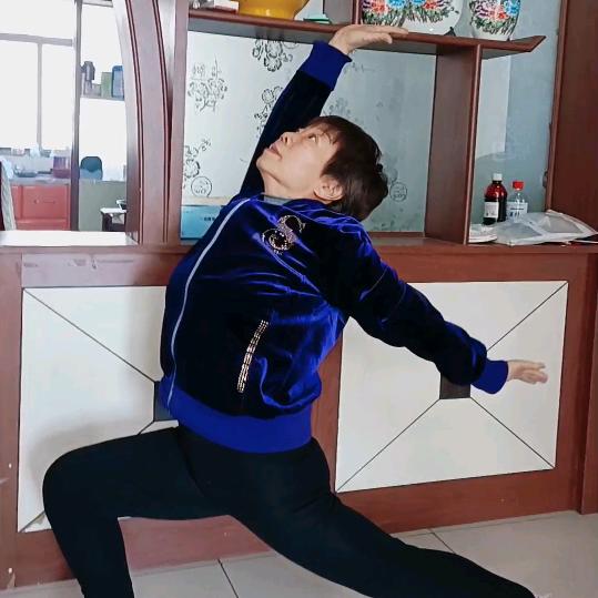 盘上小老太