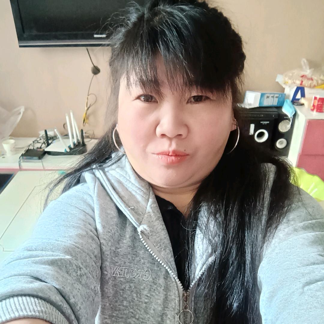杨佳群