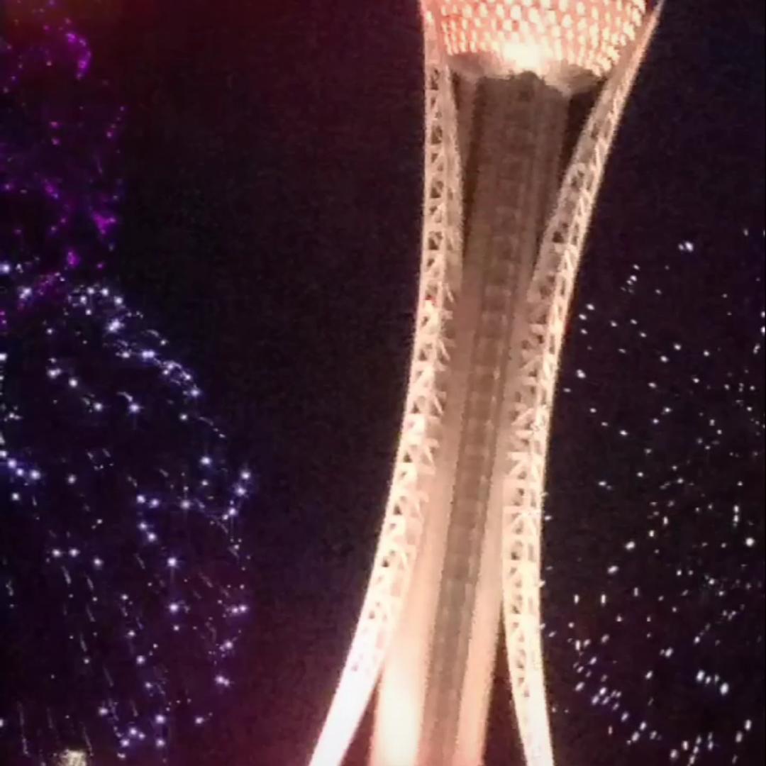 离你很近