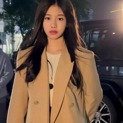 画册设计印刷，宣传册彩页设计印刷