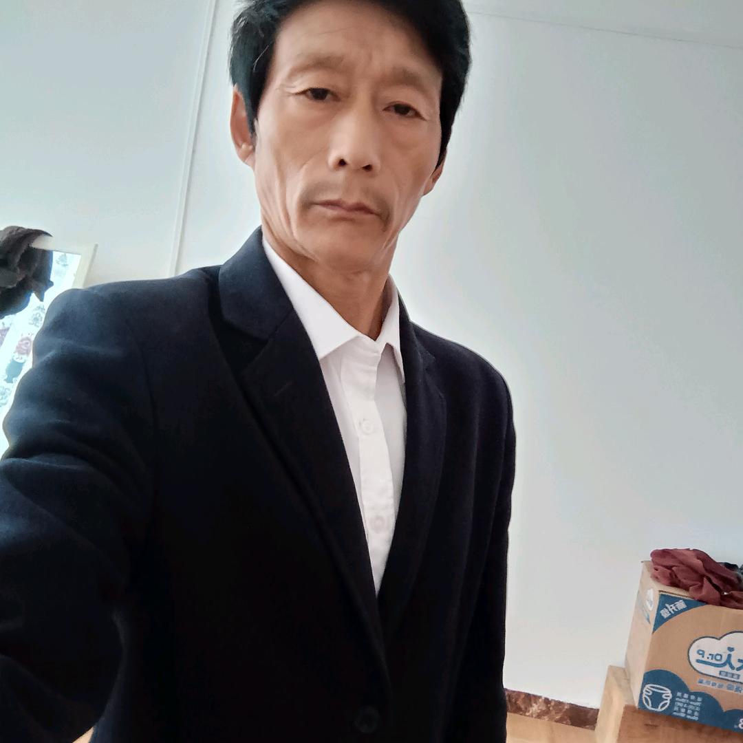 黎明钱，卖猪娃