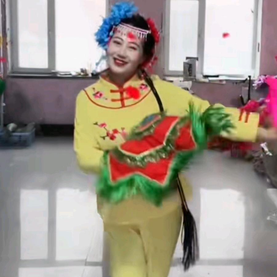 春风秧歌用品私人订制款秧歌服舞,头饰扇子