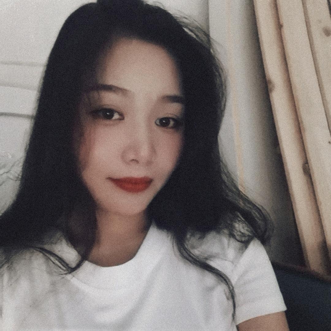 🦋ℒᎭℯ半颗糖💞࿐
