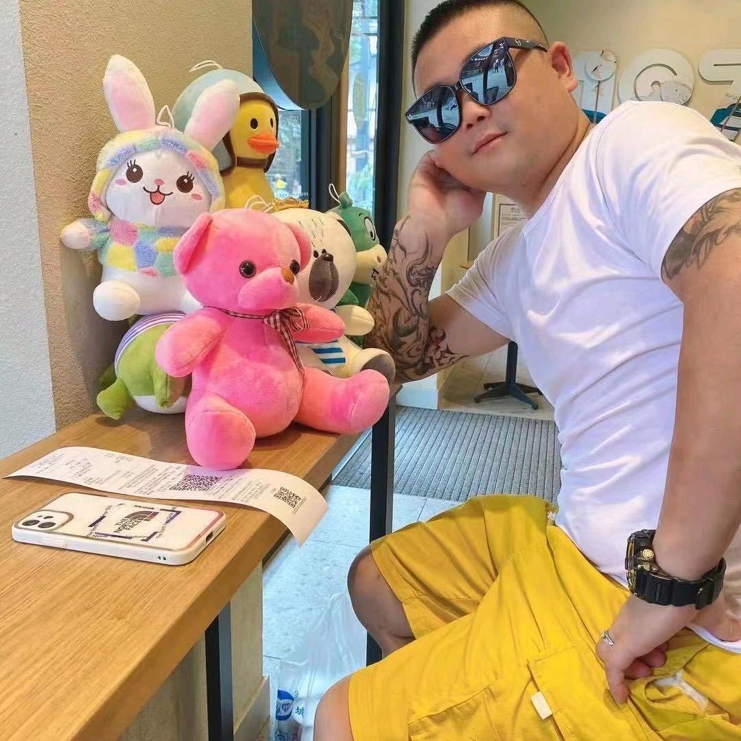 贵阳驾校摩托车教练富贵