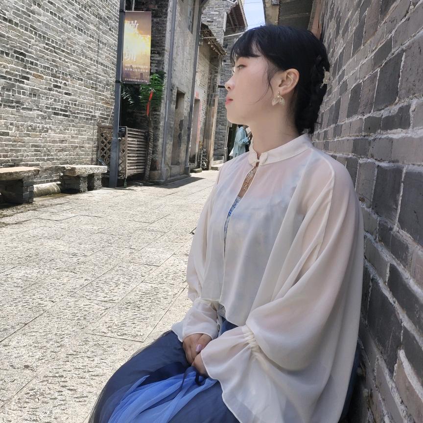 会笑的眼睛👀真美