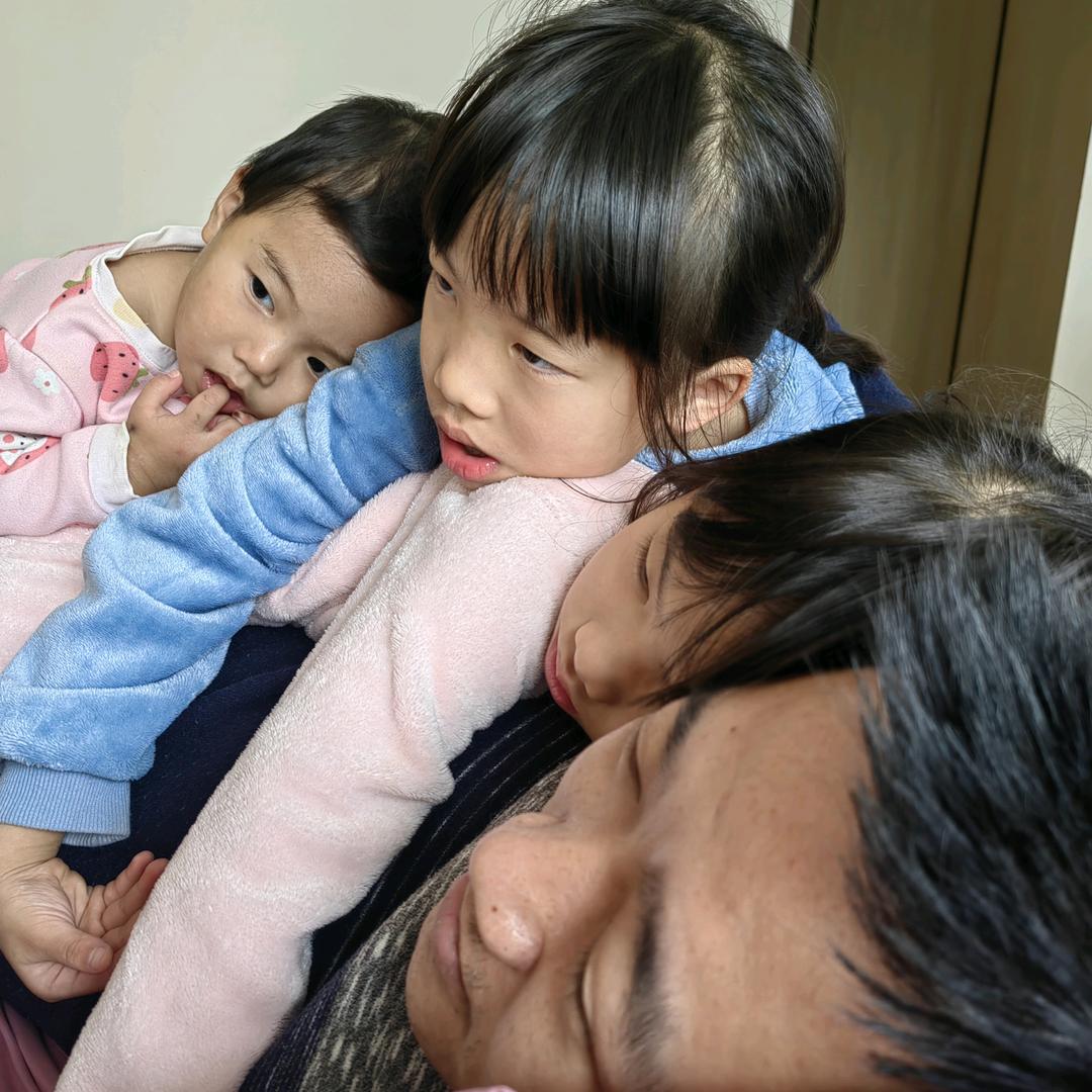 4个娃的妈妈