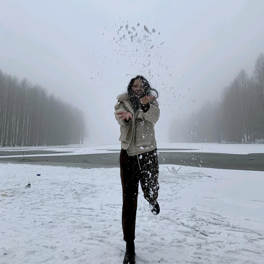 在人间贩卖快乐