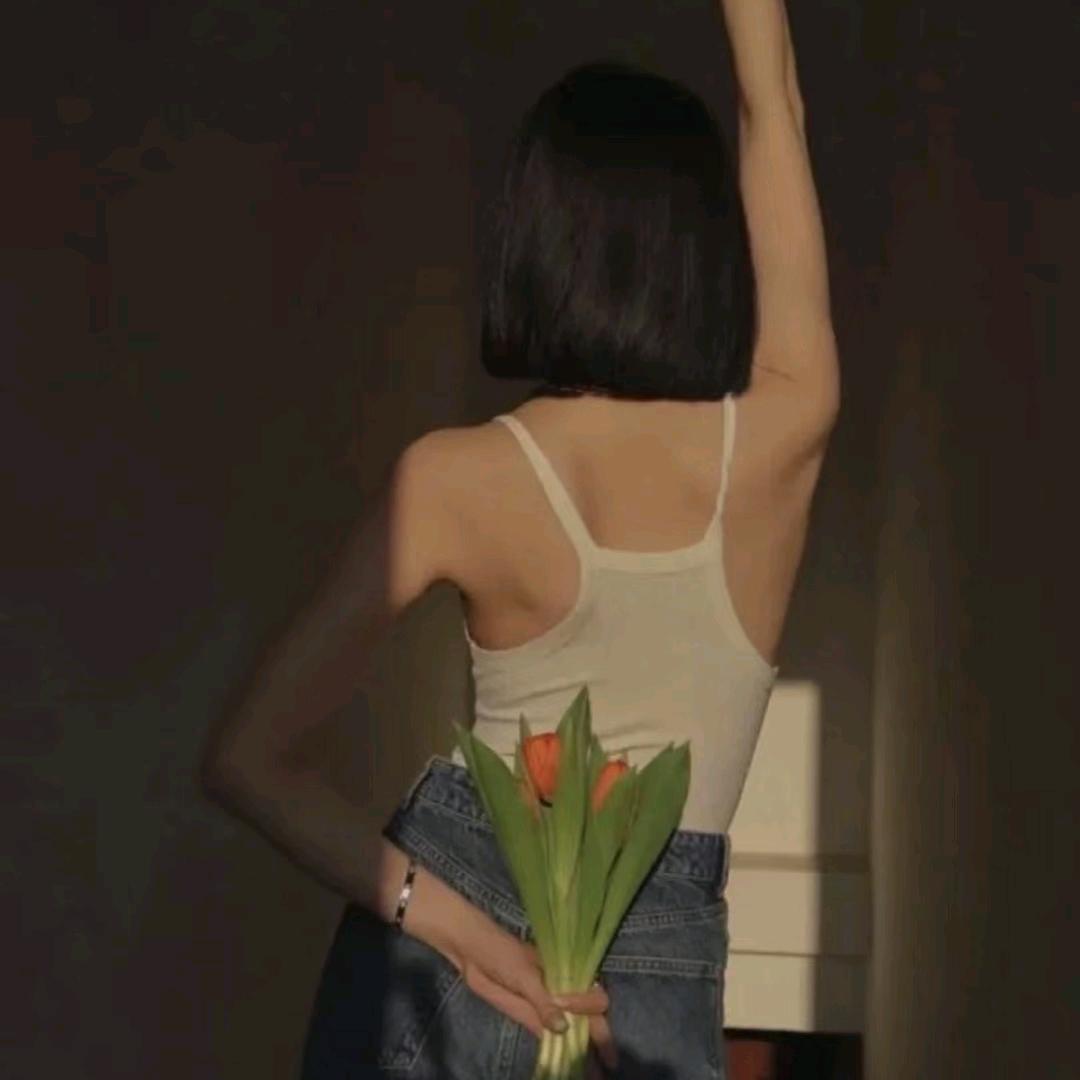 爱屋及乌💋  任