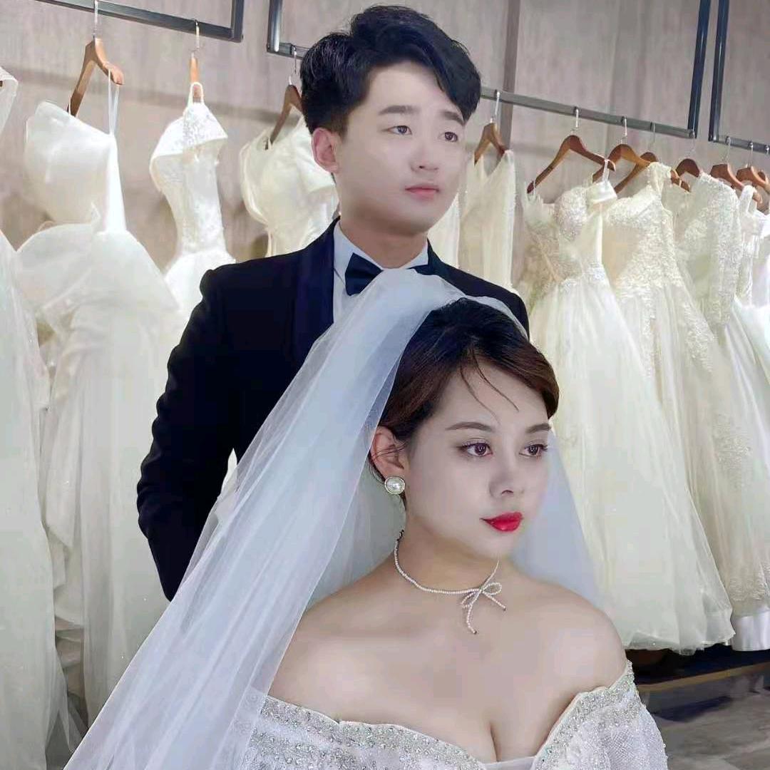 嗨~  盆友