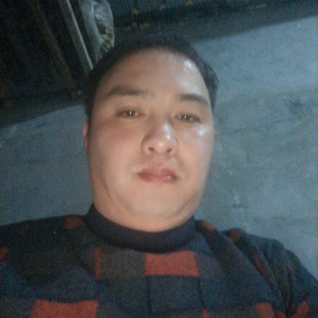 泰安砸墙哥李志勇