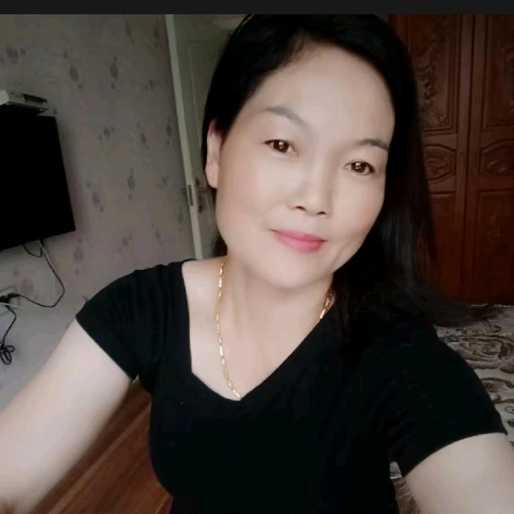 香樟苑饭店，张静香。