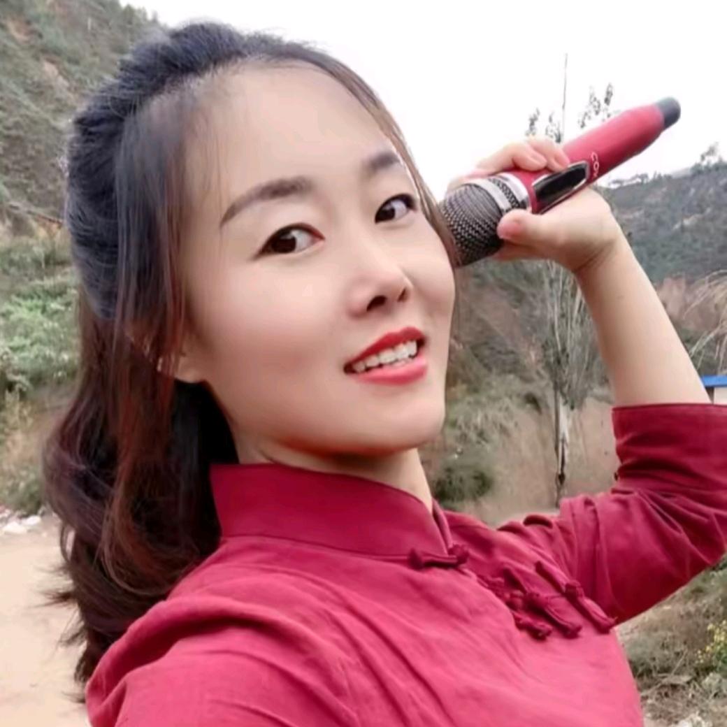 独蓝妹❤️555
