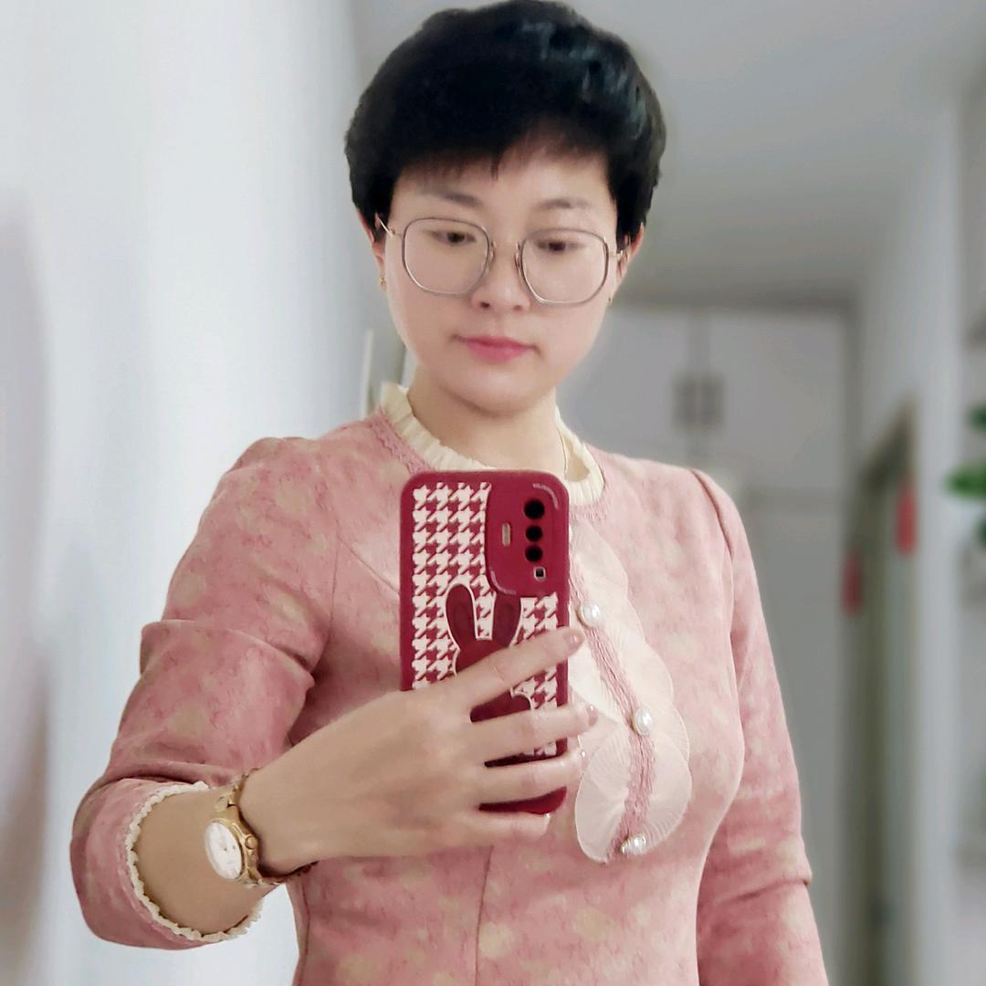 小君君