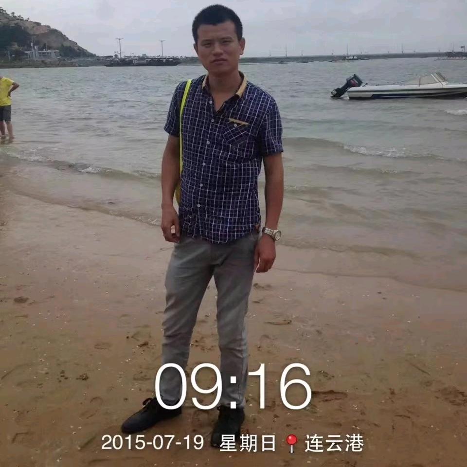 张志富