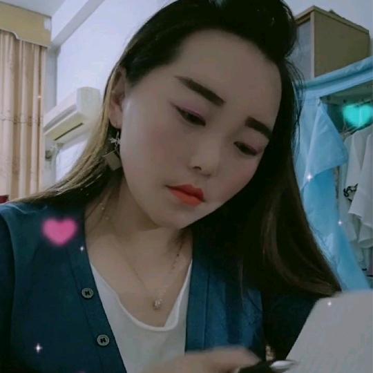 小🌺燕儿《努力前行》