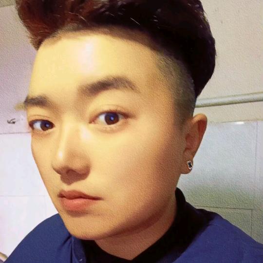 万芹的带娃日常