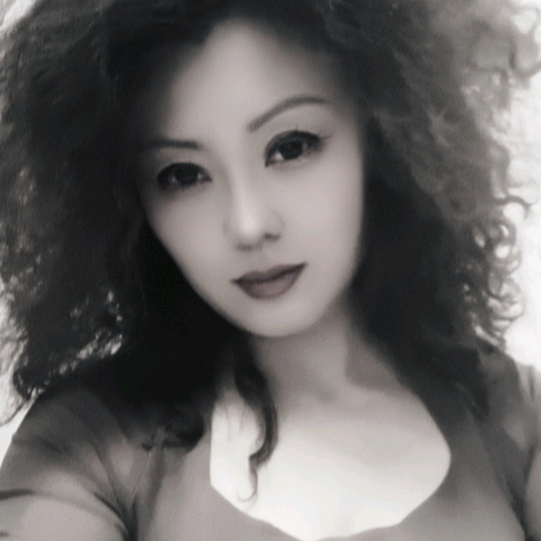 明月    辽西人