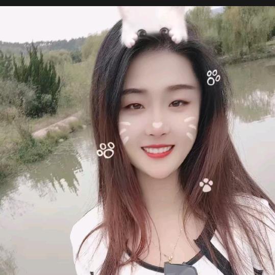 深情不及久伴、、