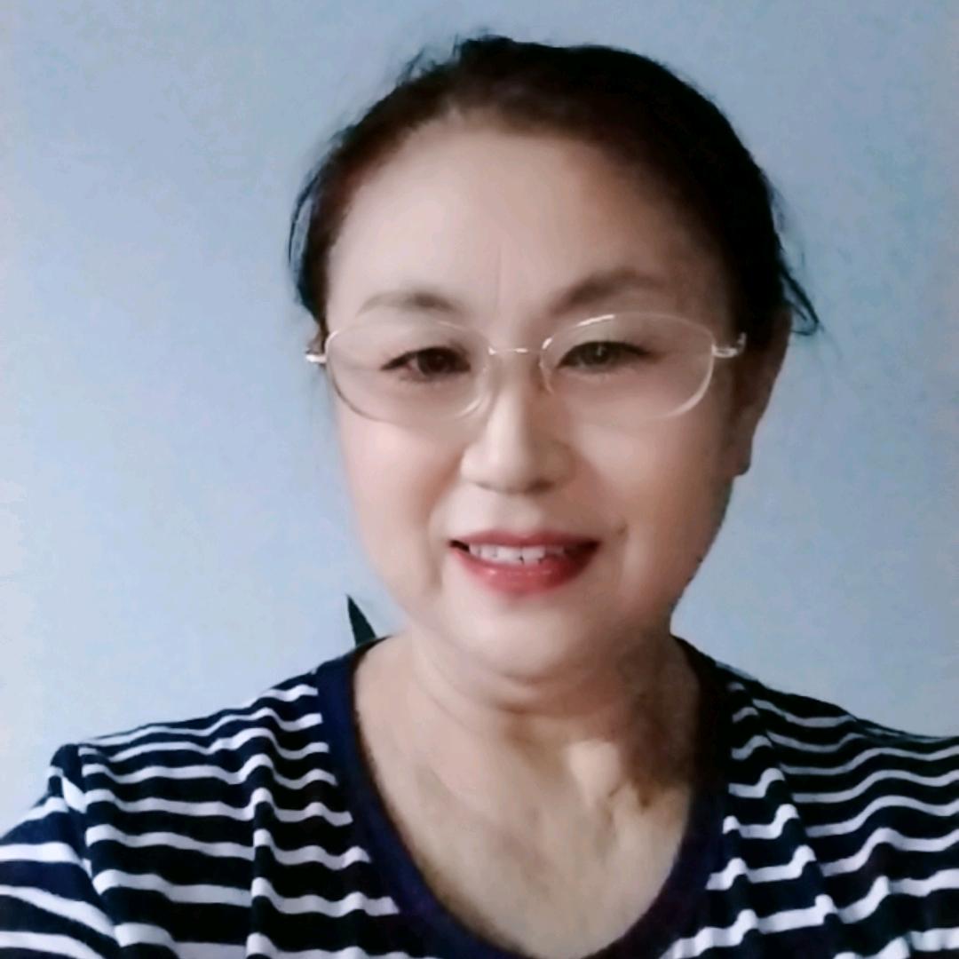 蓝天绿地，早6点10分