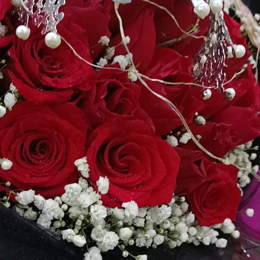 华茂Q8台球老板娘