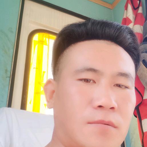 小刘。